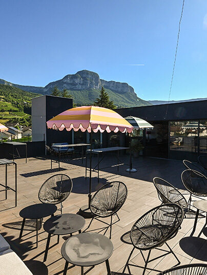 Rooftop du restaurant Le Bout du Monde cocktails et événements festifs